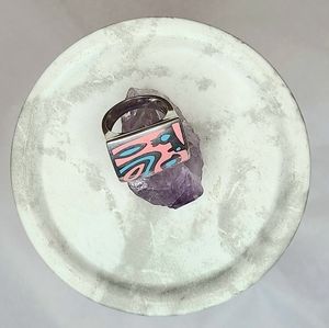 Retro statement ring